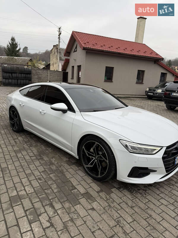 Лифтбек Audi A7 Sportback 2018 в Львове