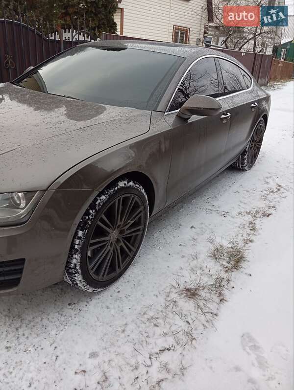 Лифтбек Audi A7 Sportback 2014 в Чернигове
