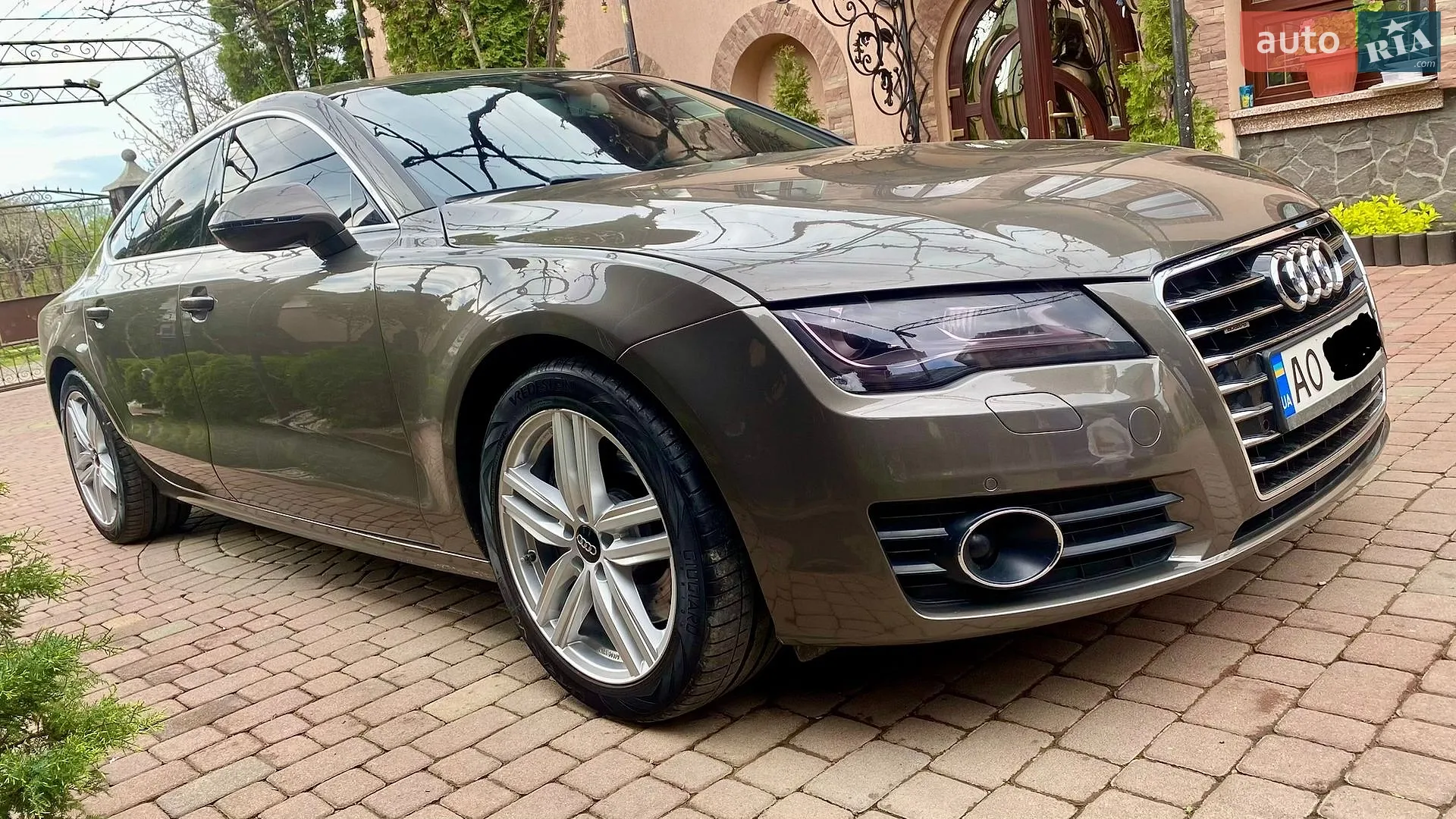2010 Audi A7 - мініатюра 2