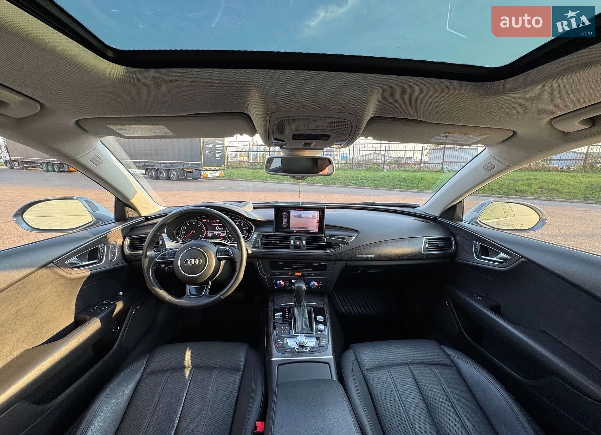 Audi A7 Sportback 2017 VIN WAUW2AFC9HN093351 фото оголошення 10 з 13