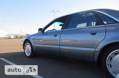 Седан Audi A8 1998 в 