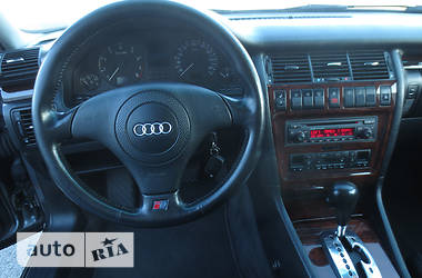 Седан Audi A8 1998 в 