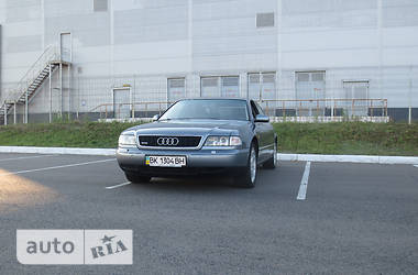 Седан Audi A8 1998 в 