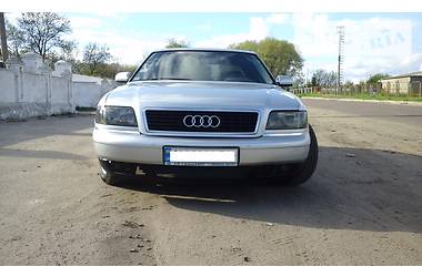 Седан Audi A8 2000 в Бердичеве