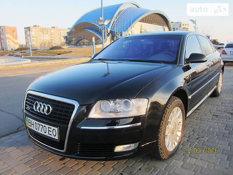 Седан Audi A8 2005 в Одессе