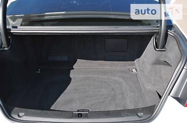 Седан Audi A8 2012 в Ровно