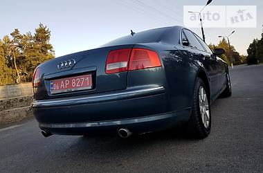 Седан Audi A8 2005 в Малине