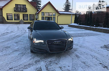 Седан Audi A8 2014 в Староконстантинове