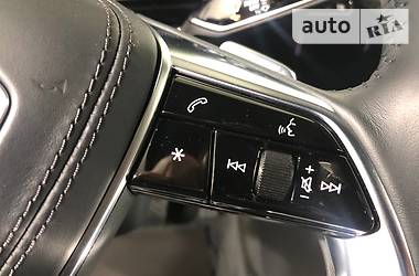 Седан Audi A8 2018 в Киеве