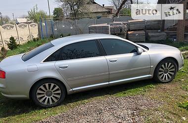 Седан Audi A8 2005 в Краснограді