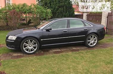 Седан Audi A8 2004 в Киеве