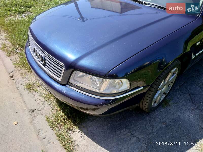 Седан Audi A8 1999 в Києві