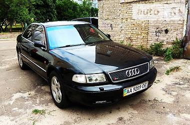 Седан Audi A8 1998 в Киеве