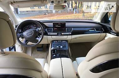 Седан Audi A8 2014 в Староконстантинове