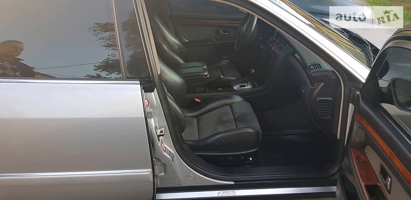 Седан Audi A8 2001 в Одессе