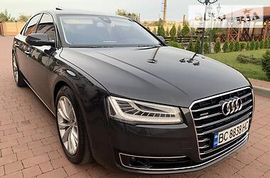 Седан Audi A8 2015 в Стрые