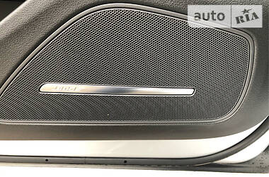 Седан Audi A8 2011 в 