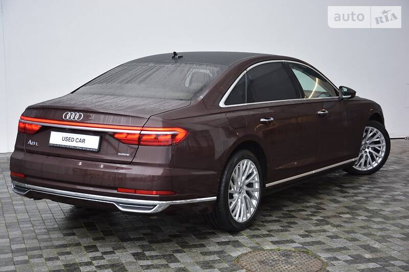 Седан Audi A8 2017 в Києві