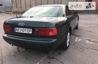 Седан Audi A8 1998 в Виннице