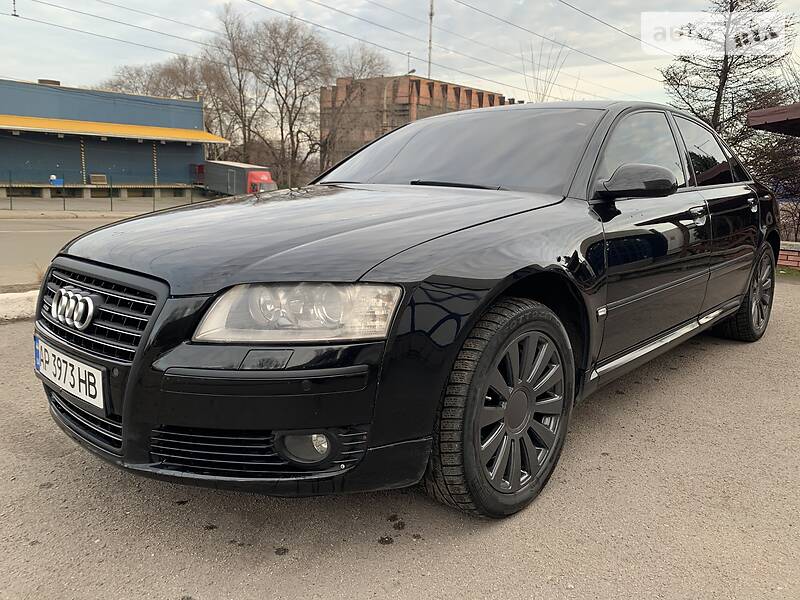 Седан Audi A8 2003 в 