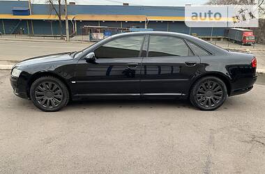 Седан Audi A8 2003 в 
