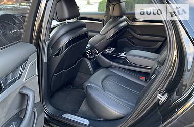 Седан Audi A8 2013 в 