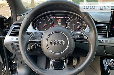 Седан Audi A8 2013 в 