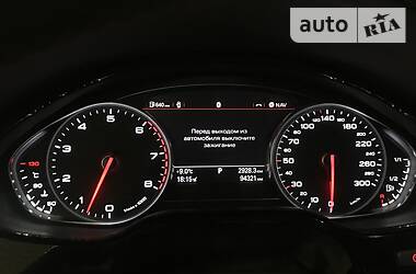 Седан Audi A8 2013 в Запорожье