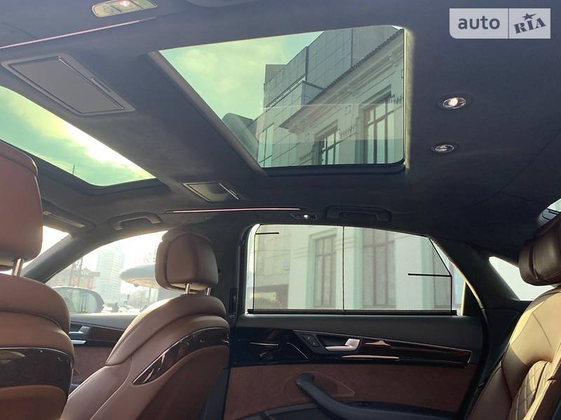 Седан Audi A8 2014 в Києві