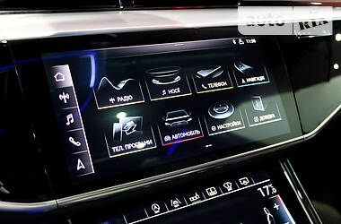 Седан Audi A8 2017 в 