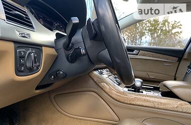 Седан Audi A8 2012 в 