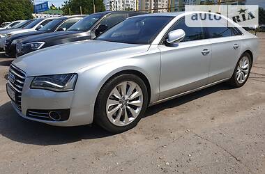 Седан Audi A8 2011 в 
