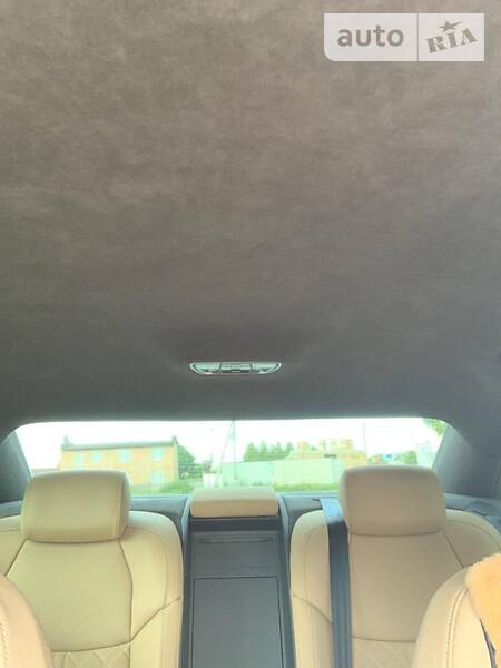 Седан Audi A8 2018 в Хмельницькому