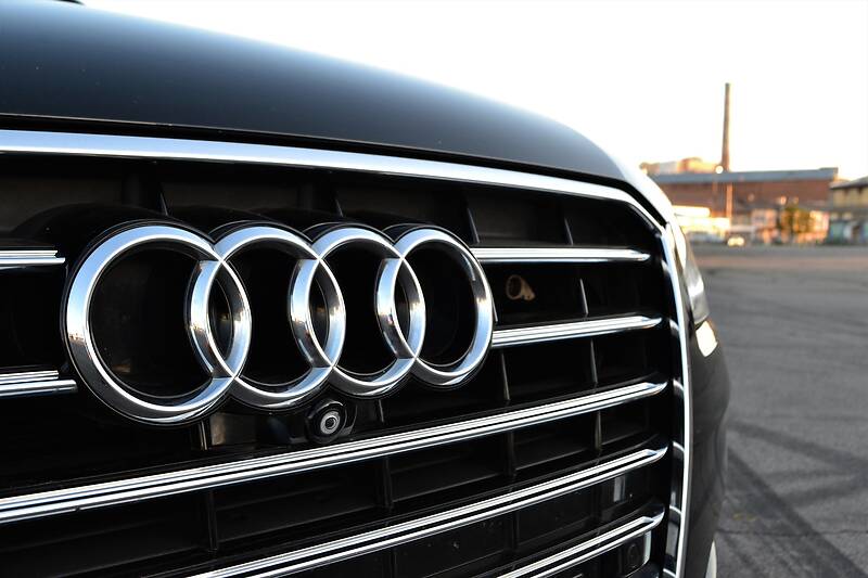 Седан Audi A8 2016 в Харькове