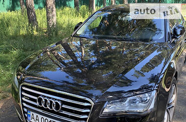 Седан Audi A8 2011 в Киеве