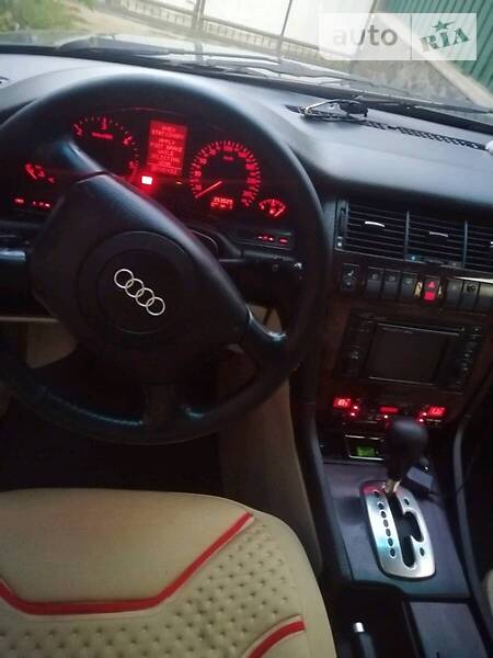 Audi A8 1998