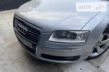 Седан Audi A8 2003 в Киеве