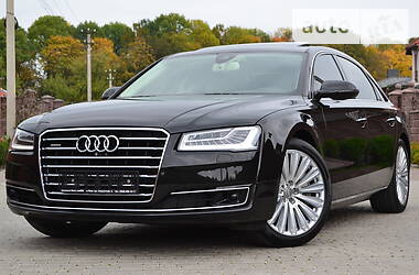 Седан Audi A8 2015 в Ровно