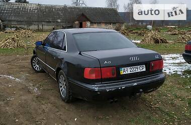 Седан Audi A8 1994 в Чорткове