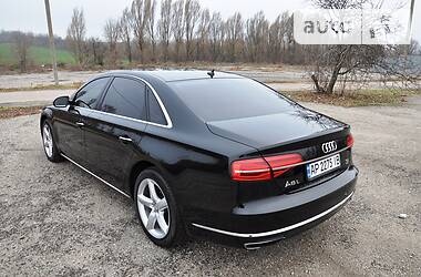 Седан Audi A8 2014 в Запорожье