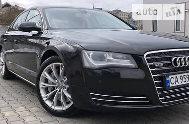 Седан Audi A8 2012 в Одесі