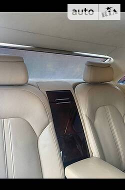 Седан Audi A8 2013 в Киеве