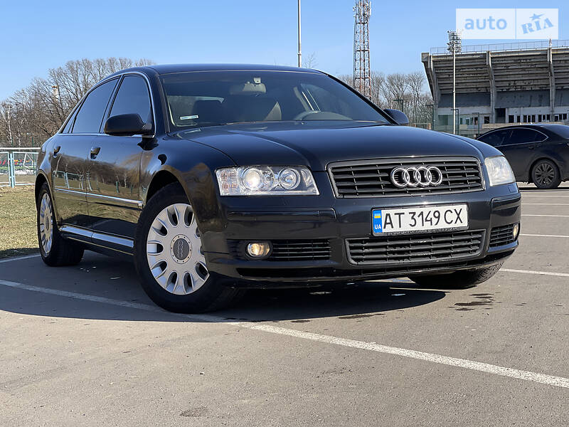 Седан Audi A8 2004 в Ивано-Франковске