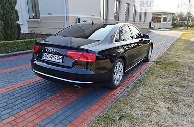 Седан Audi A8 2012 в Луцке