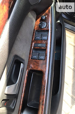 Седан Audi A8 2001 в 