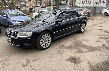 Седан Audi A8 2004 в Харькове