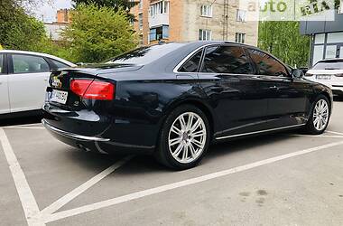 Седан Audi A8 2014 в Рівному