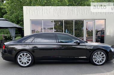 Седан Audi A8 2013 в Киеве