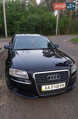 Седан Audi A8 2005 в Киеве