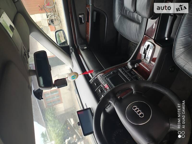 Седан Audi A8 2001 в Борщеві